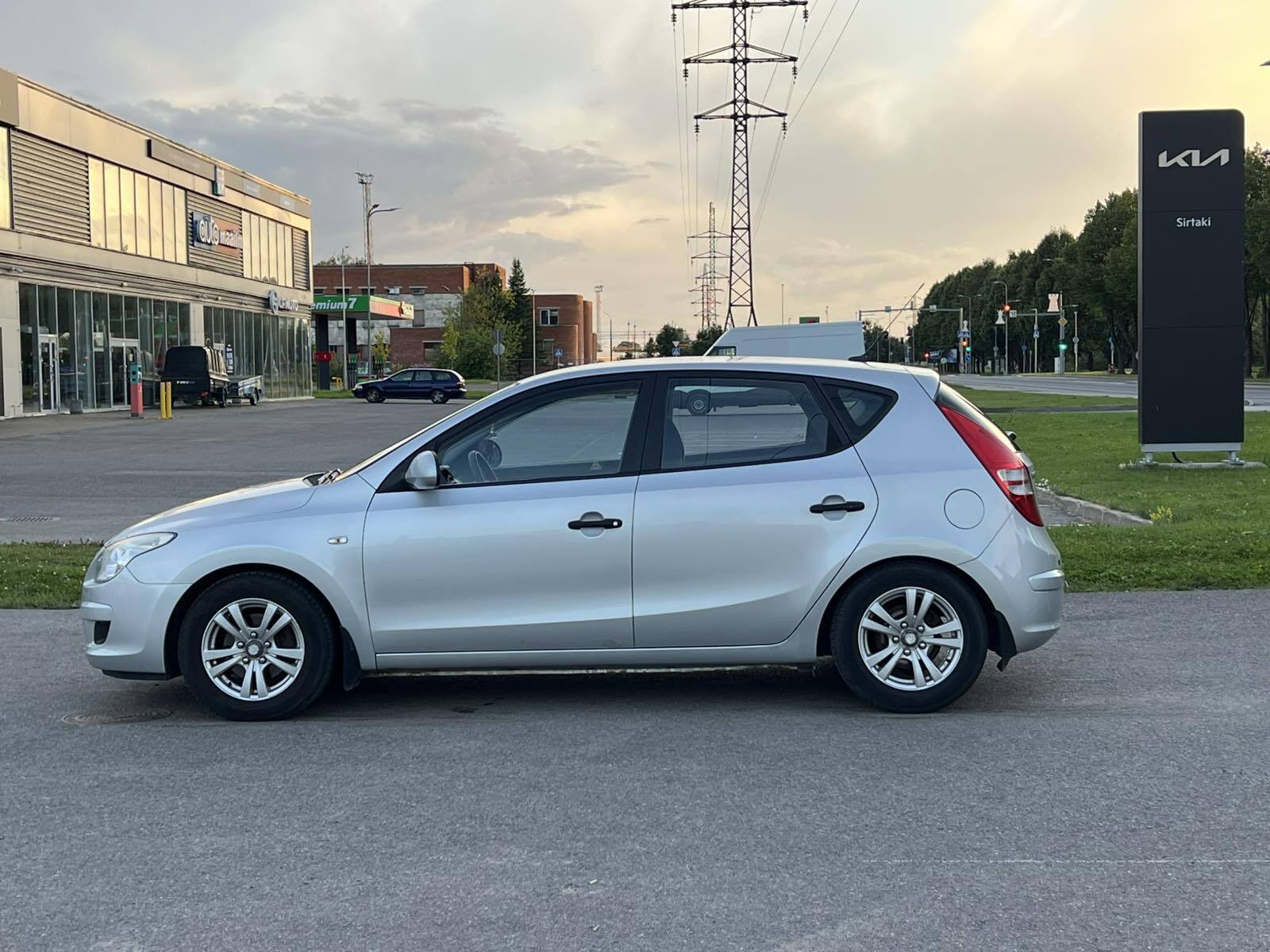 Hyundai i30 2008, photo 4/11