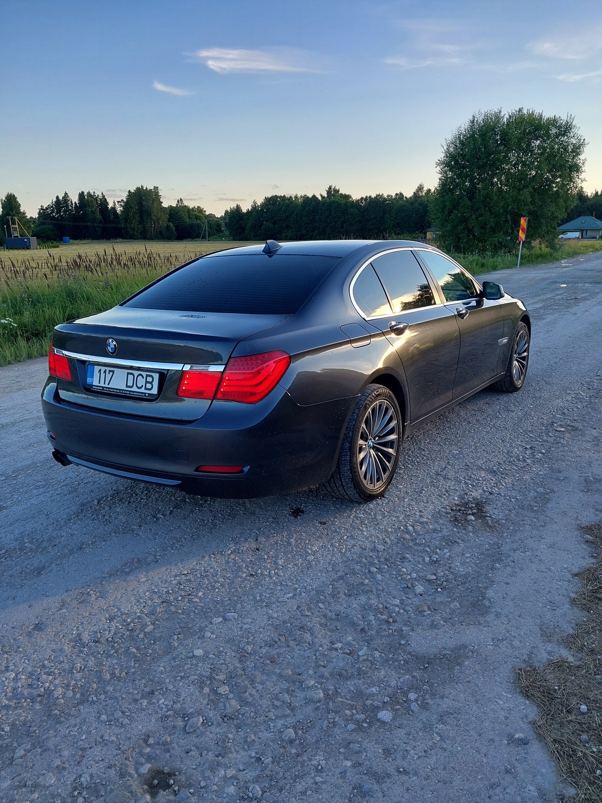 BMW 730 2010, photo 3/9
