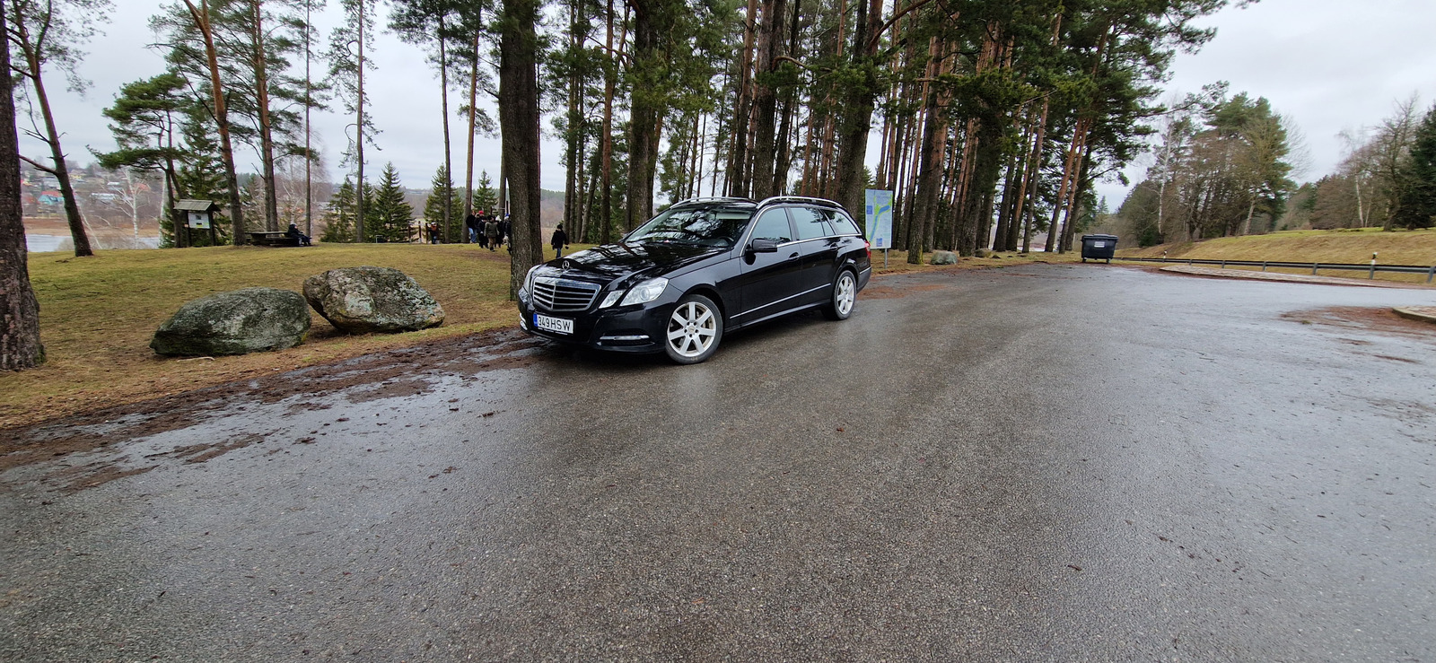 Mercedes-Benz E 250 2012, kuva 2/6