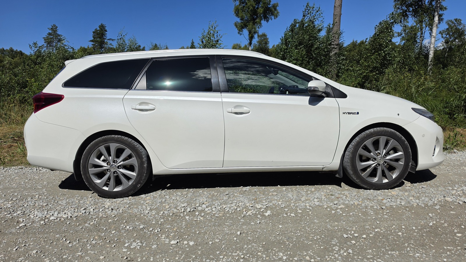 Toyota Auris 2014, photo 4/7