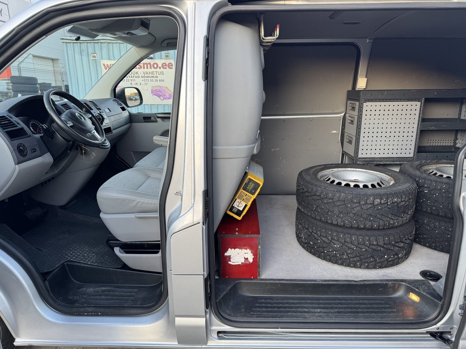 Volkswagen Transporter 2014, kuva 4/14