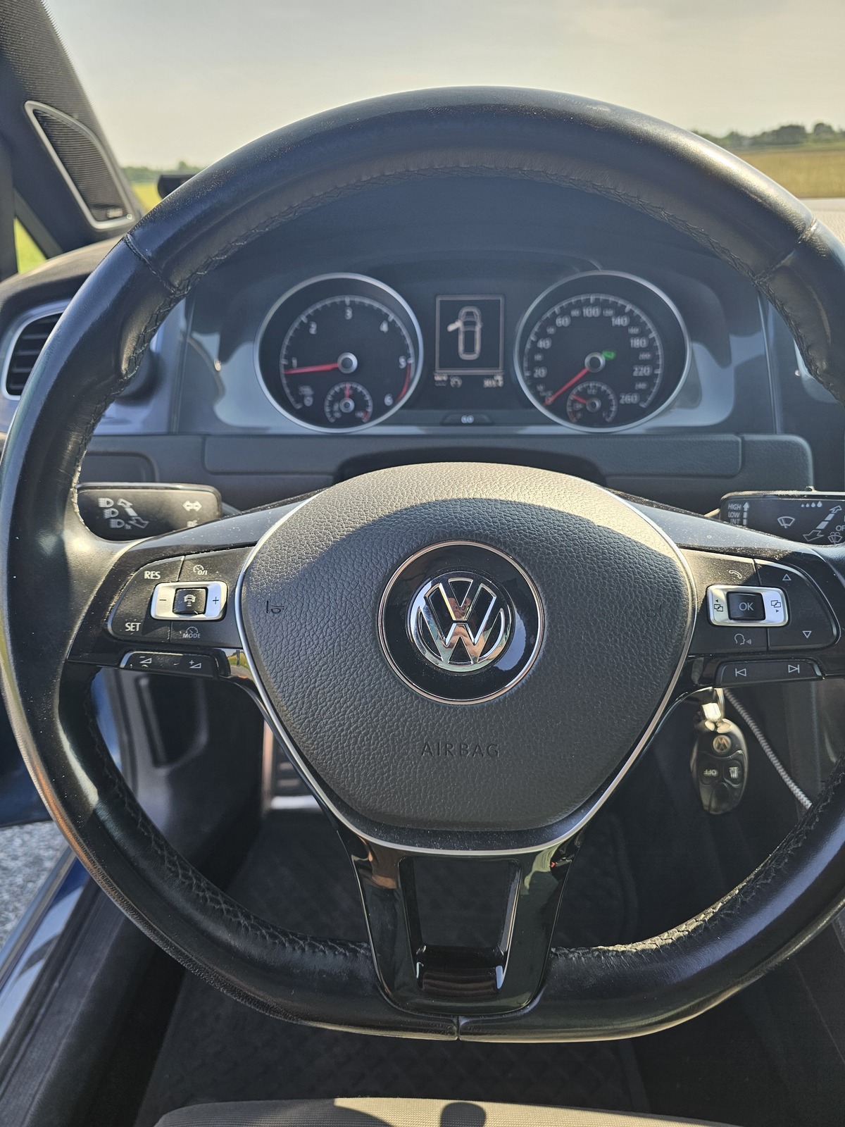 Volkswagen Golf 2015, photo 7/10