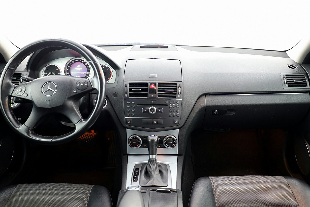 Mercedes-Benz C 220 2008, kuva 5/8