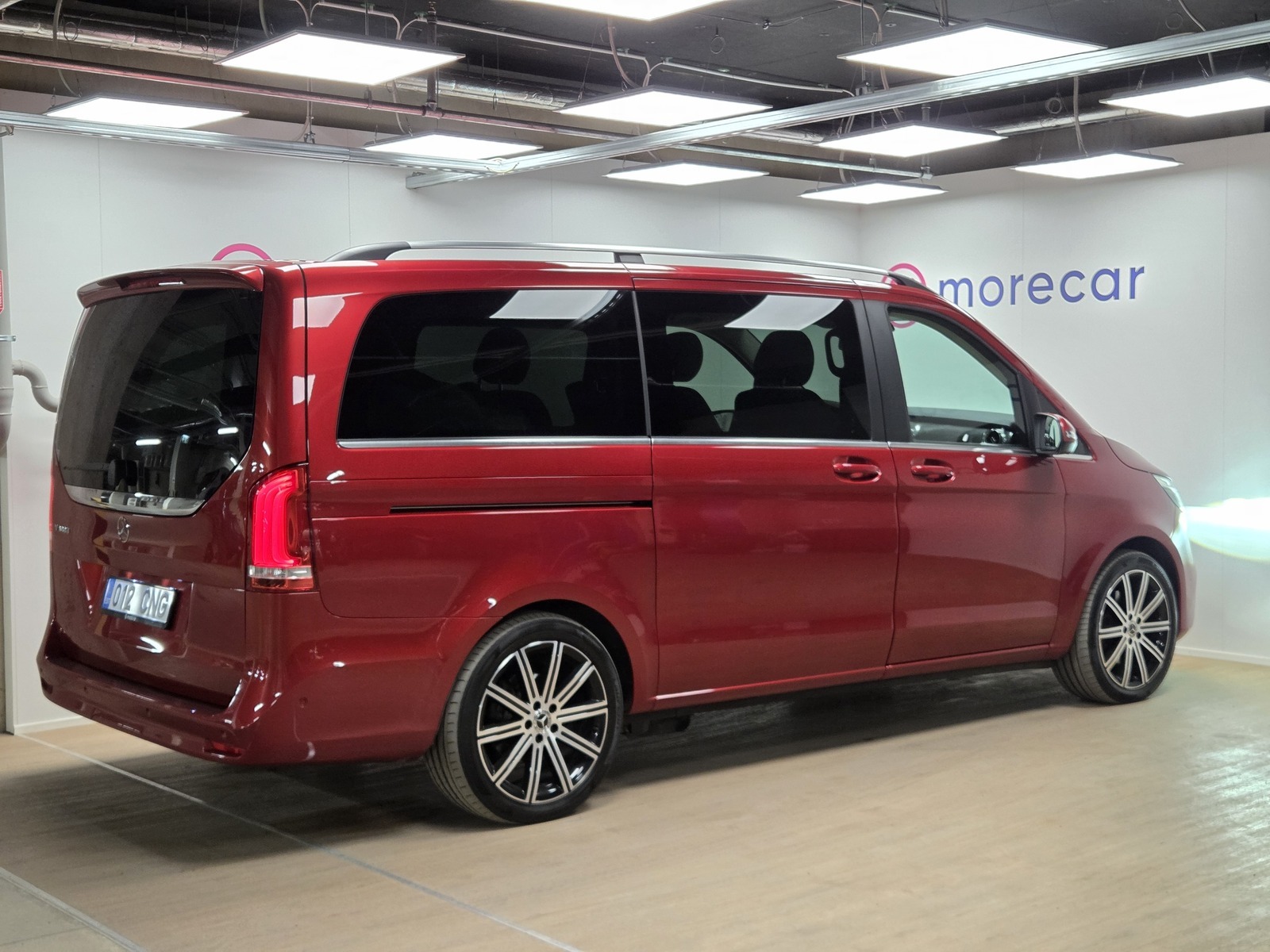 Mercedes-Benz V 300 2021, photo 4/30