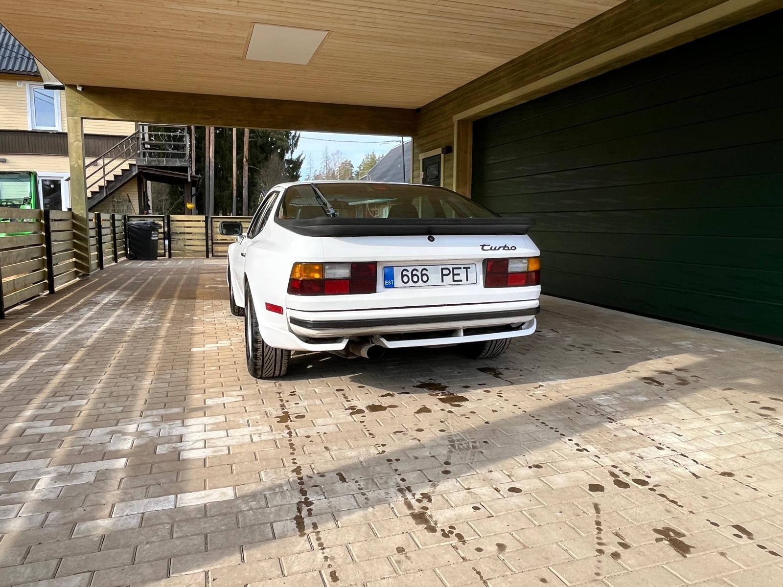 Porsche 944 1986, photo 4/10