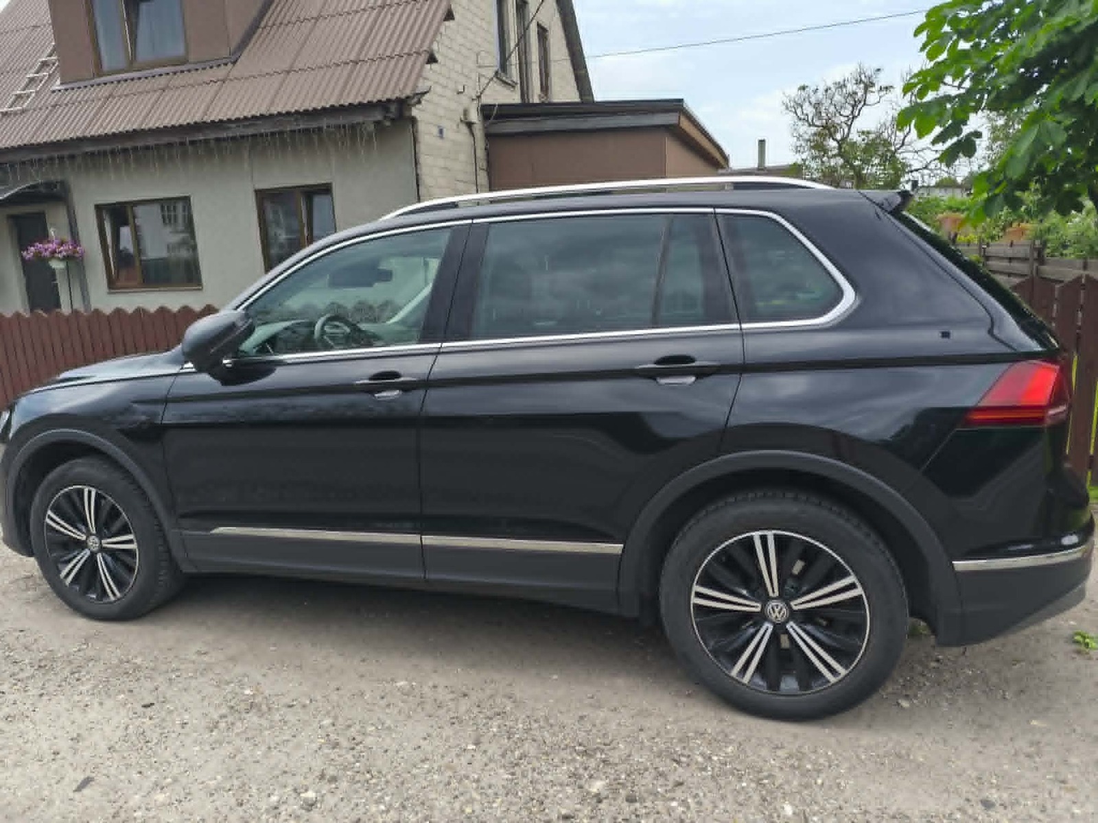 Volkswagen Tiguan 2.0 140kW