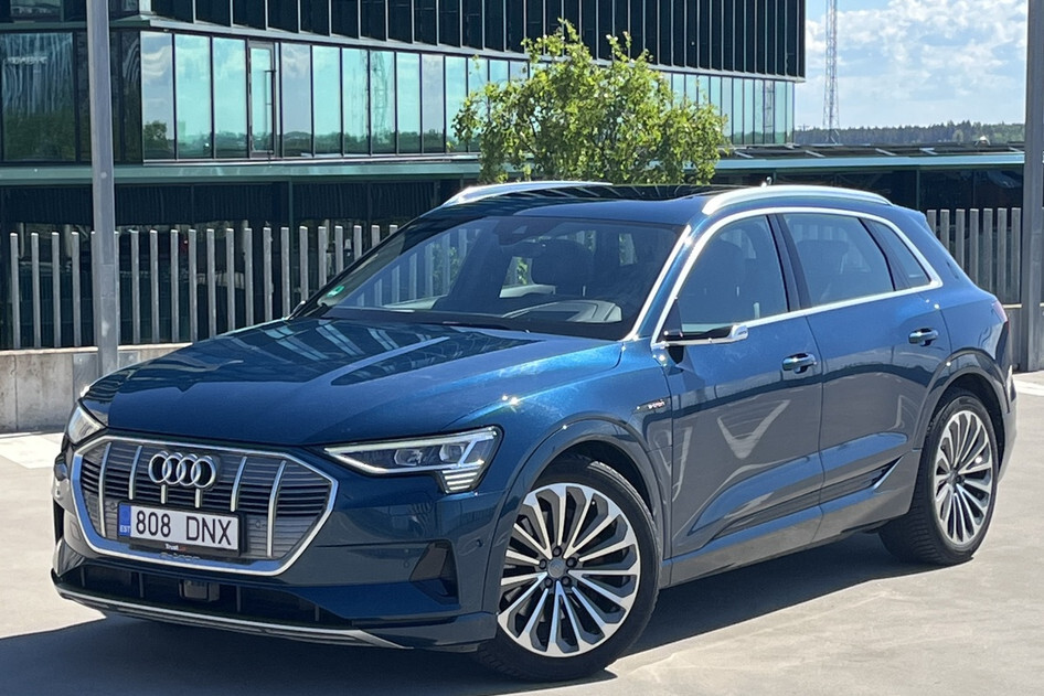 Audi e-tron, 2019, 158 kW, электричество, автомат, полный привод