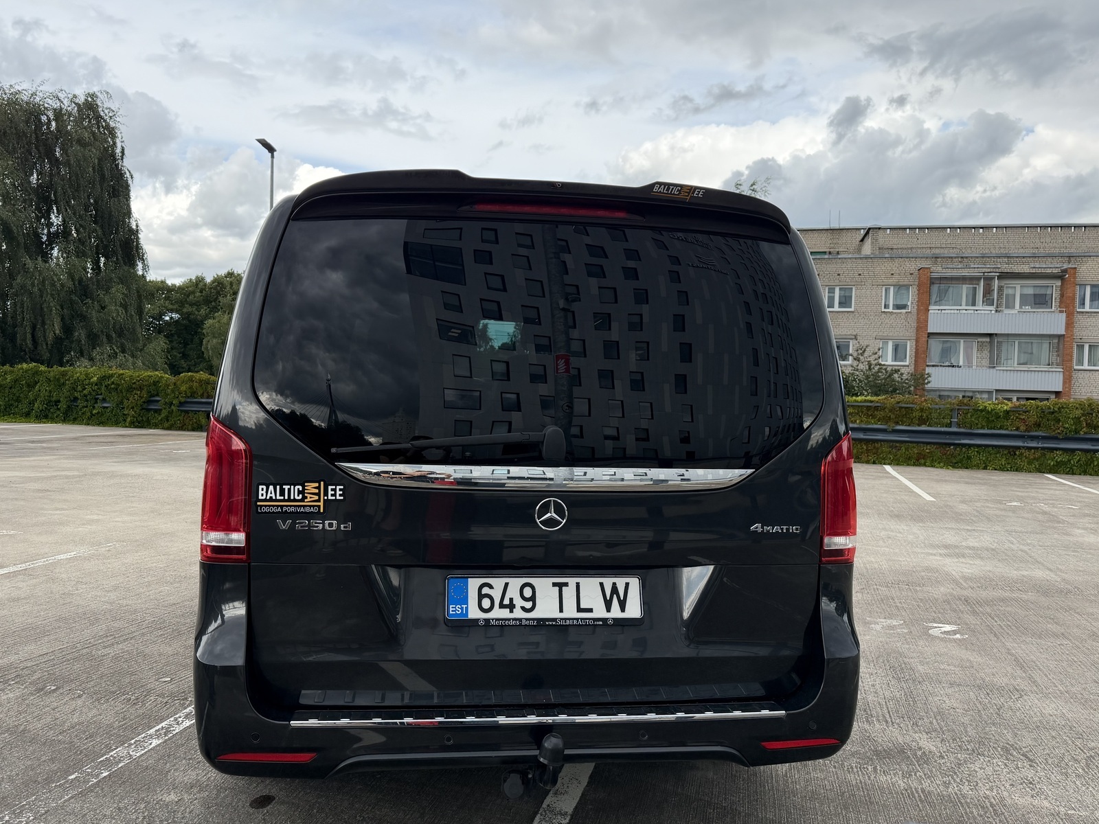 Mercedes-Benz V 250 AMG 2020, kuva 7/10