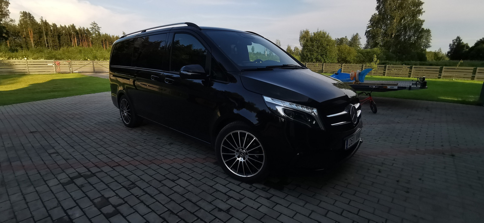 Mercedes-Benz V-KLASSE 2020, photo 4/9