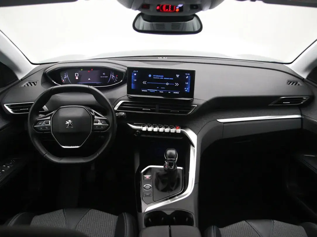Peugeot 3008 2022, kuva 2/10