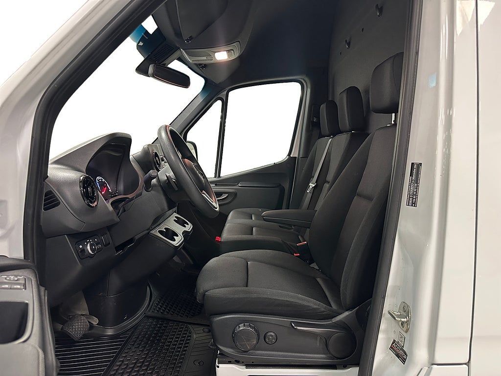 Mercedes-Benz ESPRINTER 2022, photo 6/27