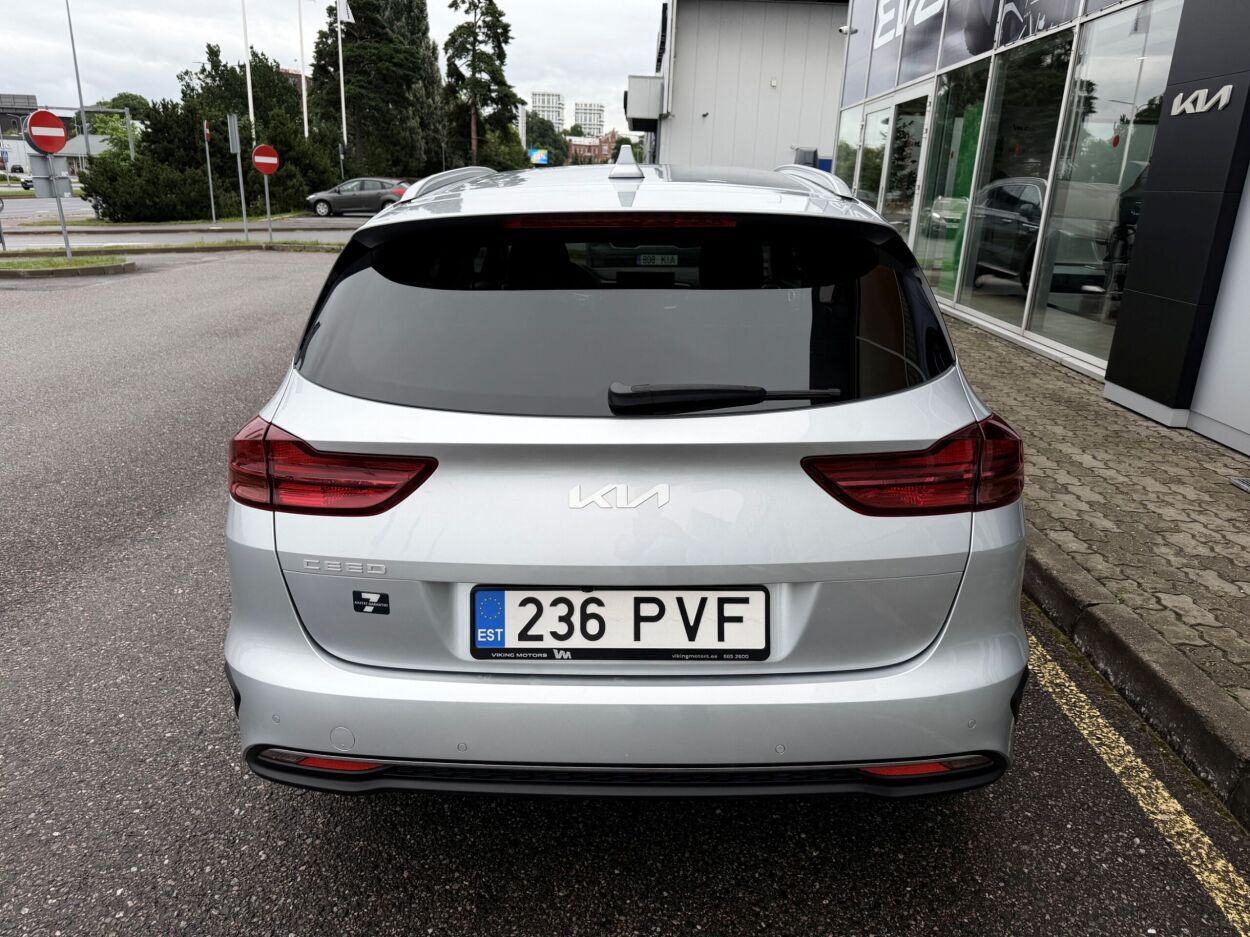 Kia cee'd Sportswagon 2022, photo 3/10