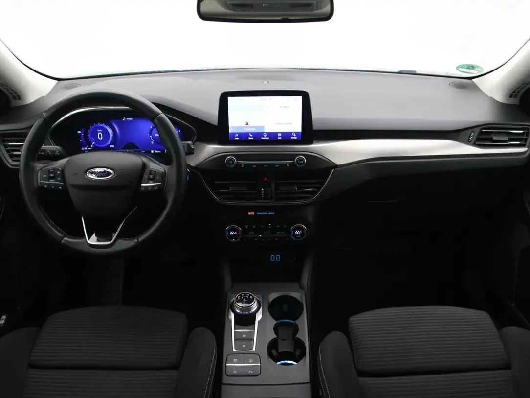 Ford Focus Titanium X Business 1.5 88kW 2020, kuva 2/39