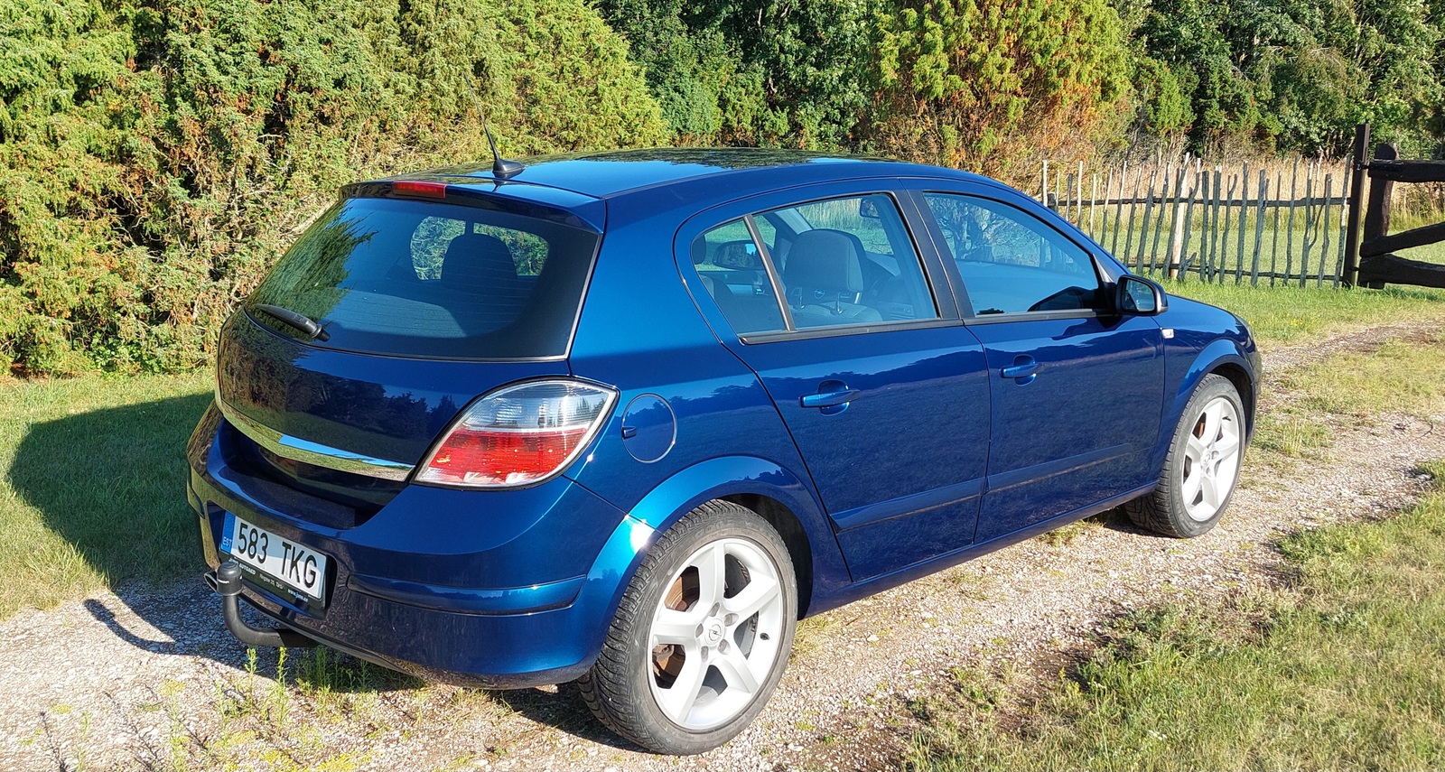 Opel Astra 2008, kuva 4/13