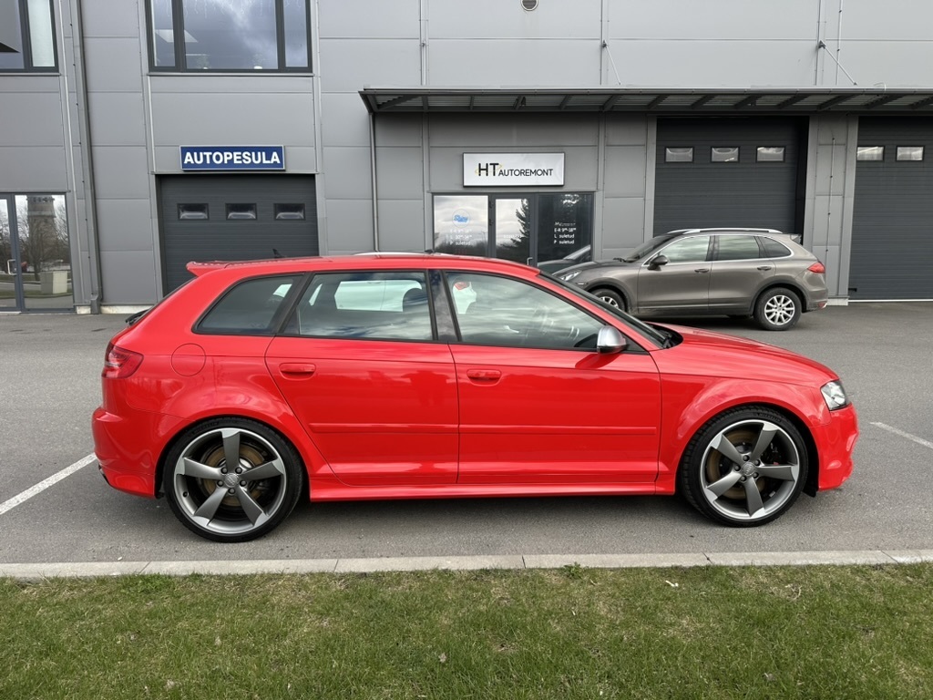 Audi RS3 2012, photo 5/10