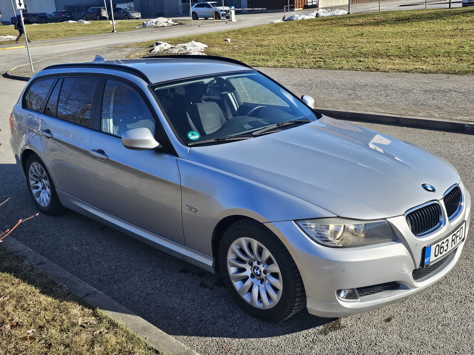 BMW 318 2010, kuva 3/12