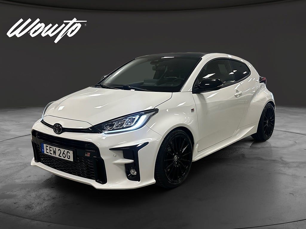 Toyota Yaris GR 300hk / Convenience / HUD / JBL / H&R 221kW