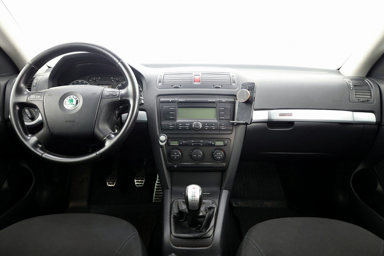 Škoda Octavia 2007, photo 5/9