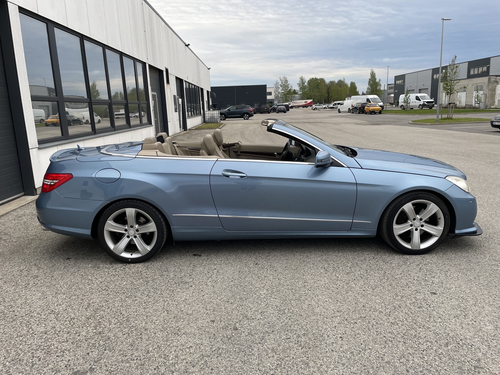 Mercedes-Benz E 350