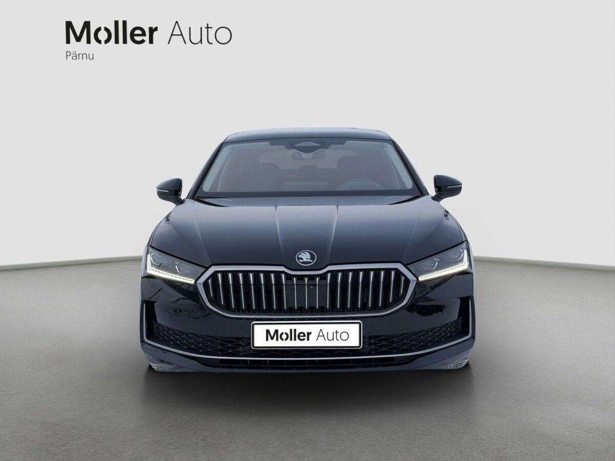 Škoda Superb 2024, photo 3/10