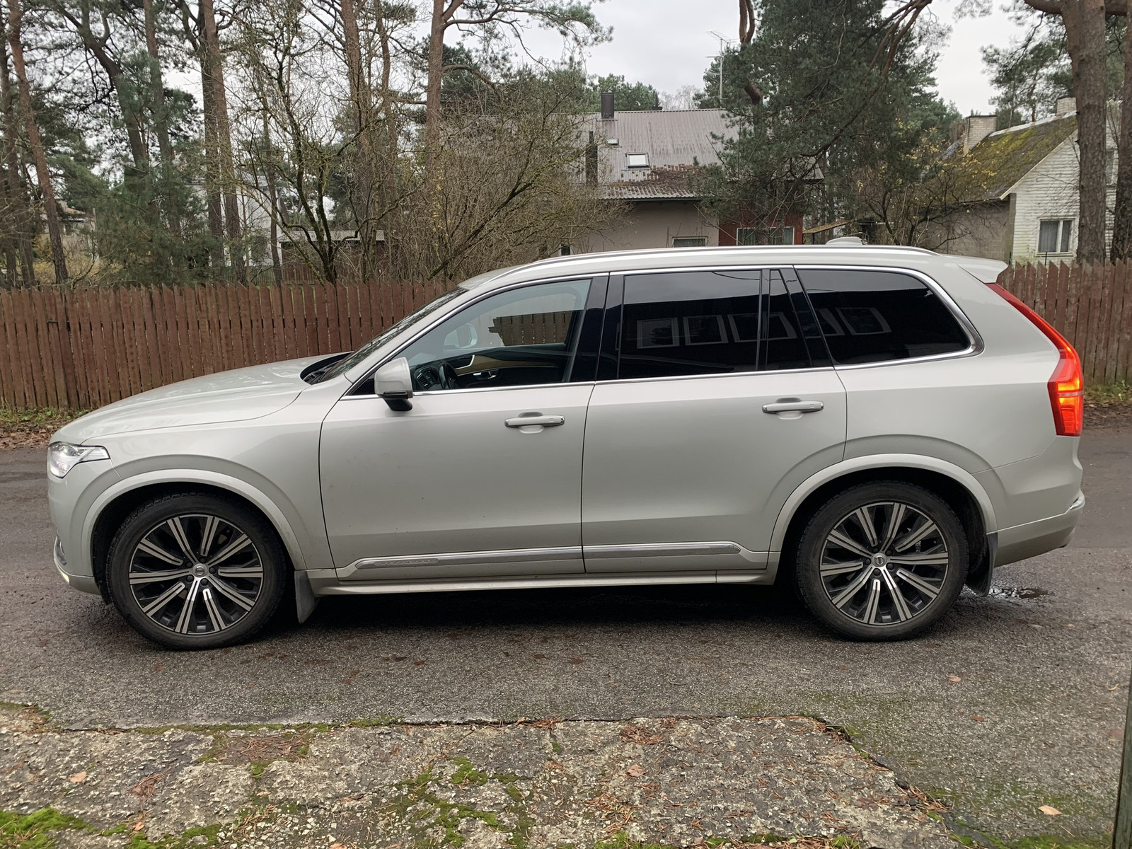 Volvo XC90 2020, photo 2/8