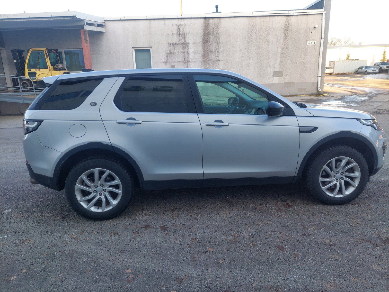 Land Rover Discovery Sport 2016, photo 6/10