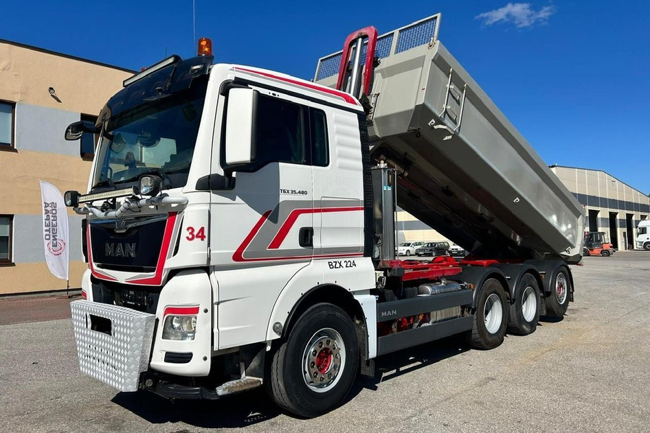 MAN TGX, 2016, 353 kW, diesel, automatic