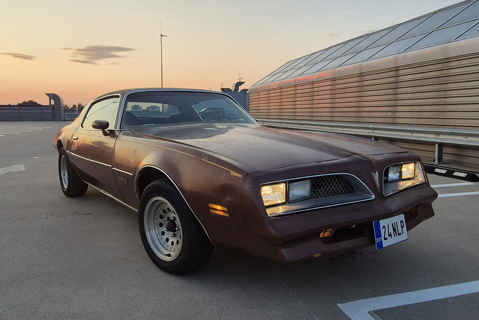 Pontiac Firebird, 1978, 5.7, 126 kW, бензин, автомат, задний привод