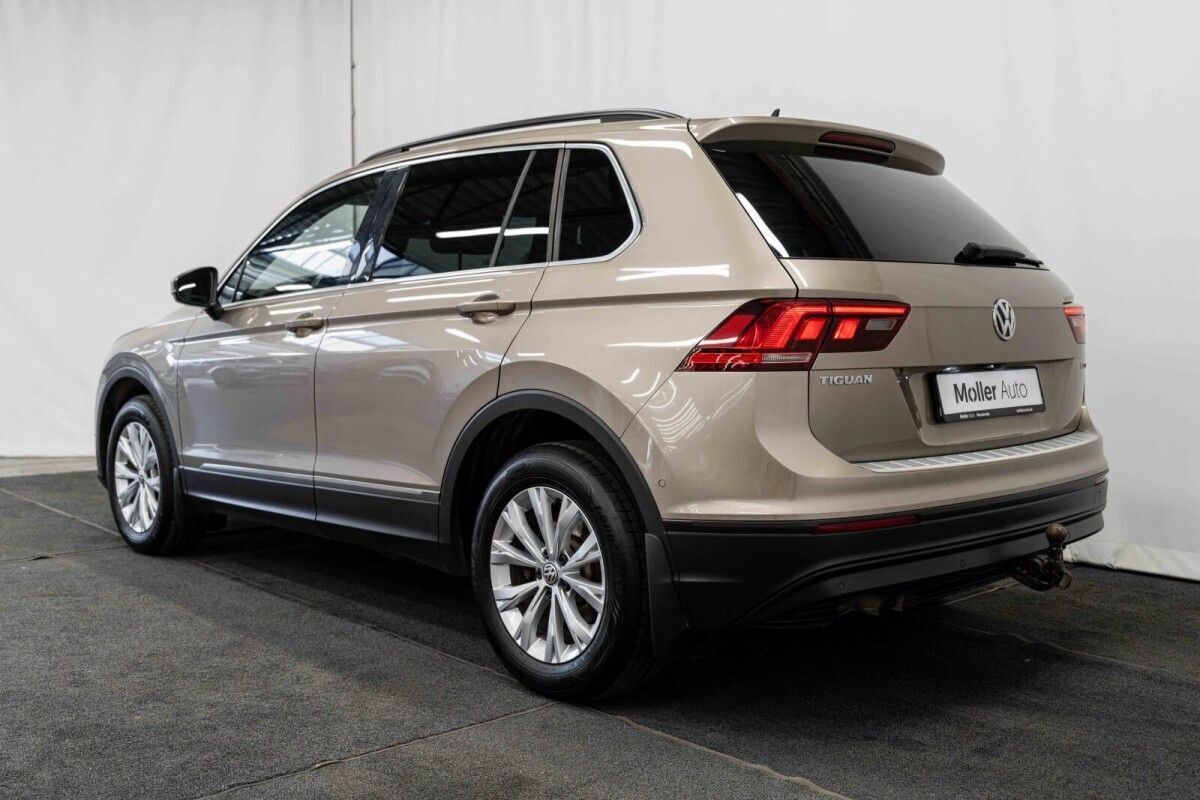 Volkswagen Tiguan 2018, photo 3/16