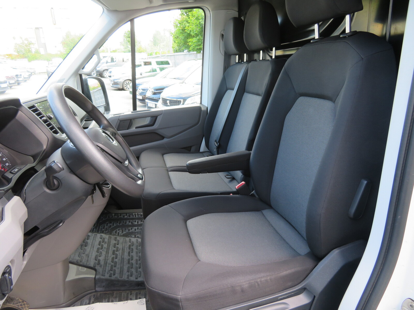 Volkswagen Crafter L4H2 2023, kuva 5/11