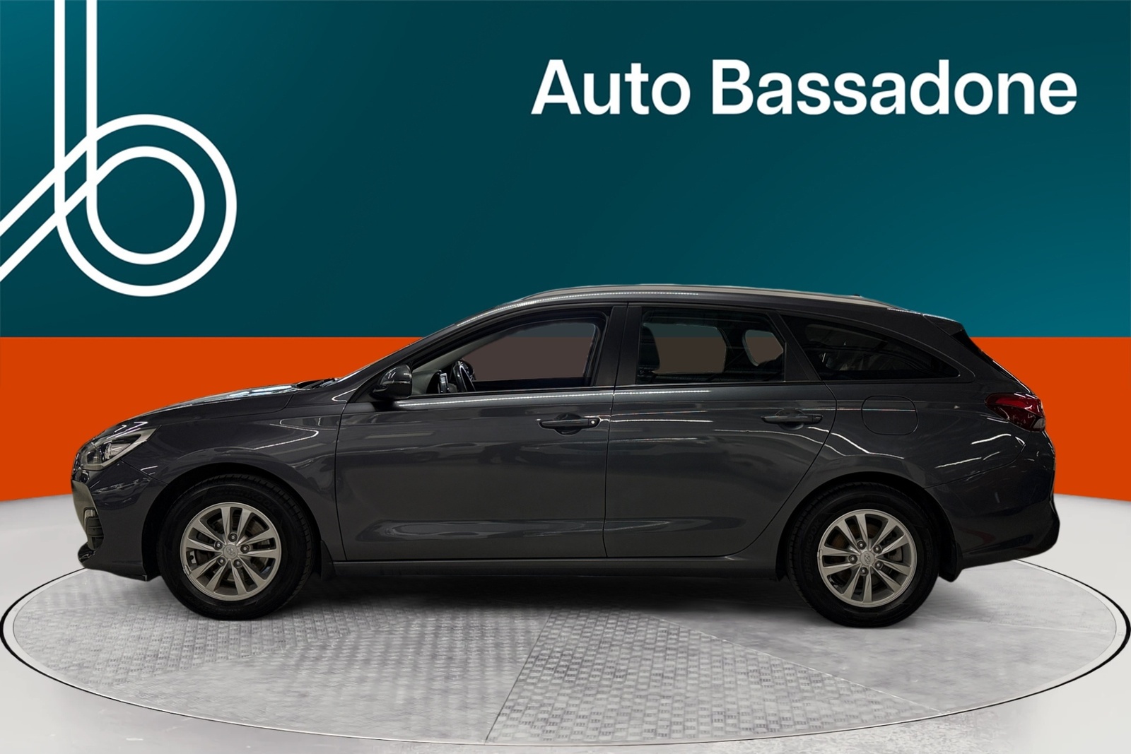 Hyundai i30 2020, photo 2/35