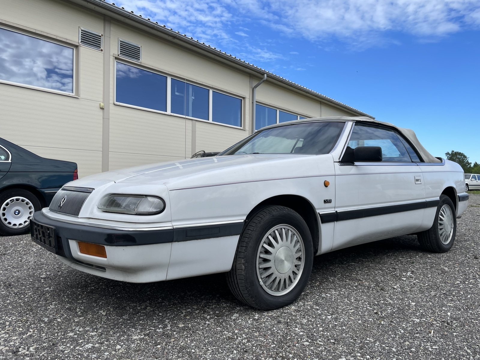 Chrysler Le Baron 1993, photo 3/24