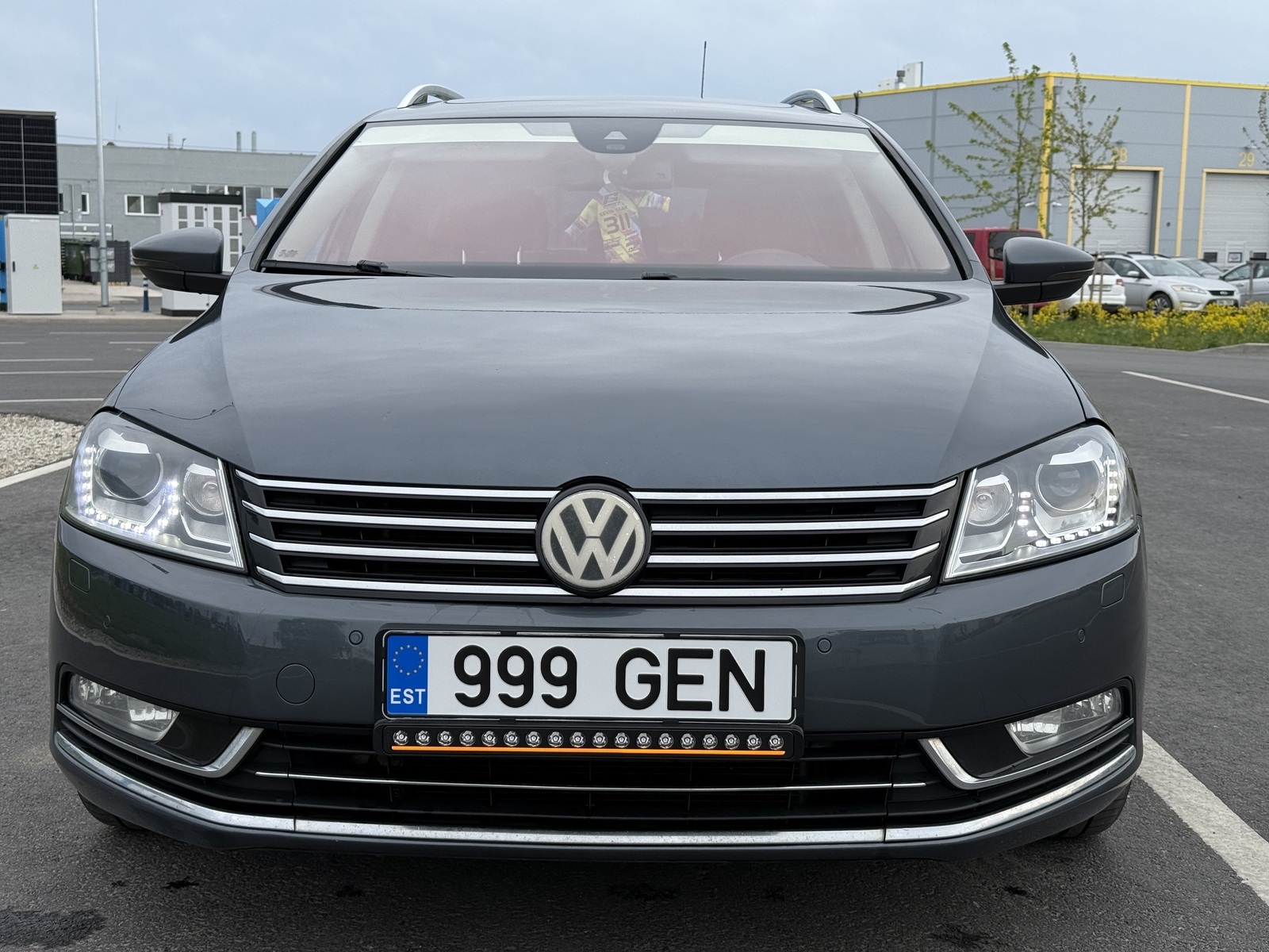 Volkswagen Passat 2014, photo 5/10