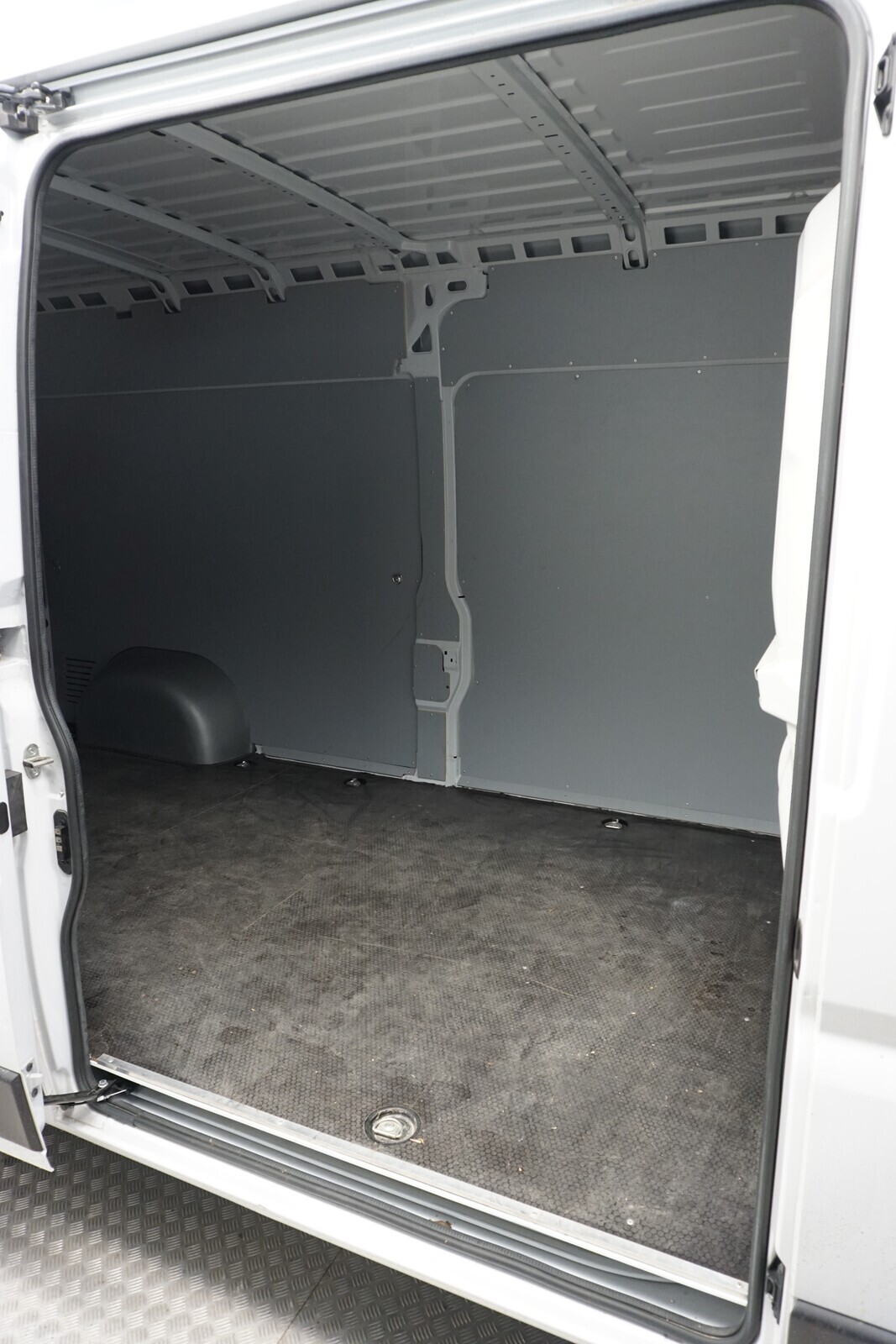 Opel Movano 2023, kuva 6/6