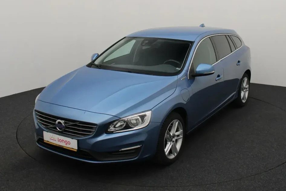Volvo V60, 2015, 2.4, 208 kW, подключаемый гибрид (дизель/электричество), автомат, полный привод