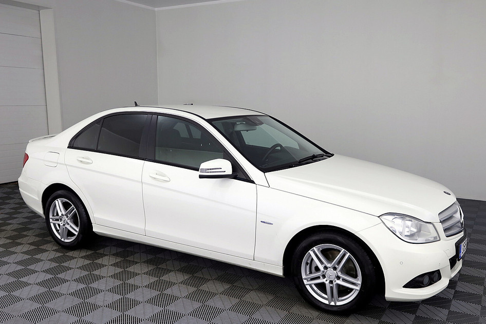 Mercedes-Benz C 180, 2011, 2.1, 88 kW, дизель, механическая, задний привод