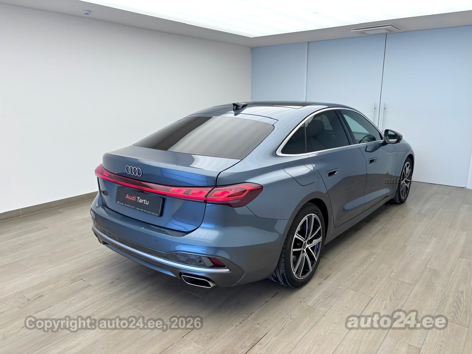 Audi A5 2024, photo 2/15