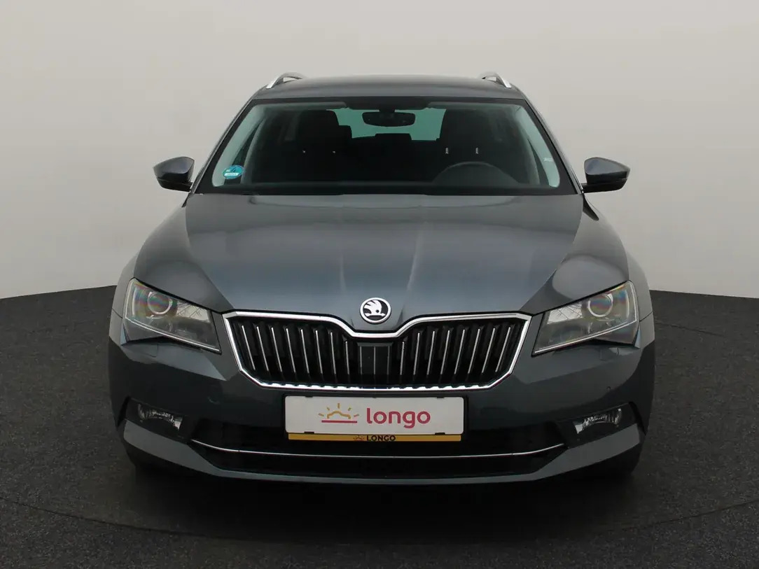 Škoda Superb 2015, photo 3/33
