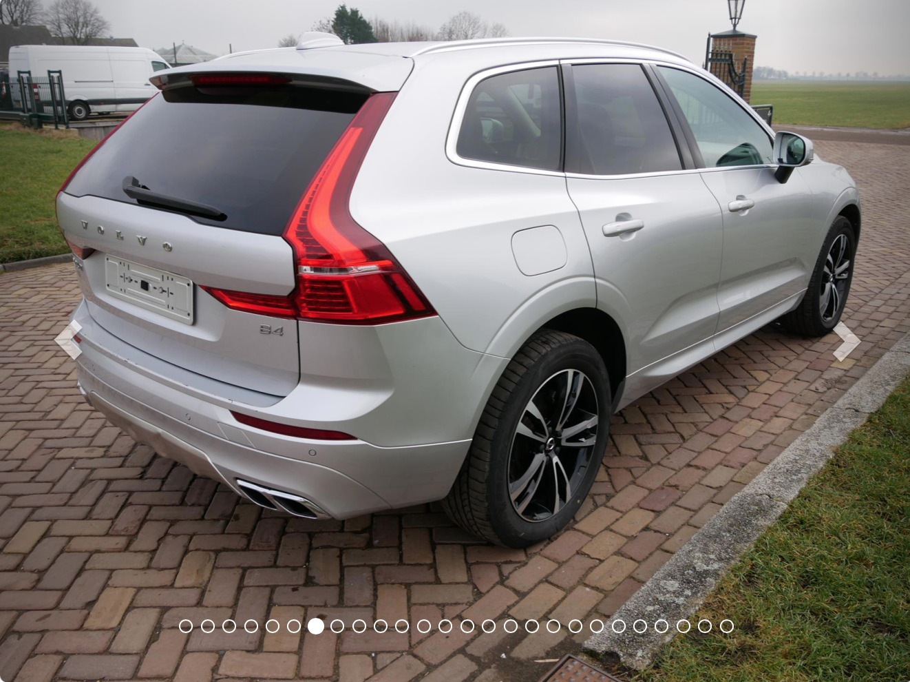 Volvo XC60 2020, photo 4/9