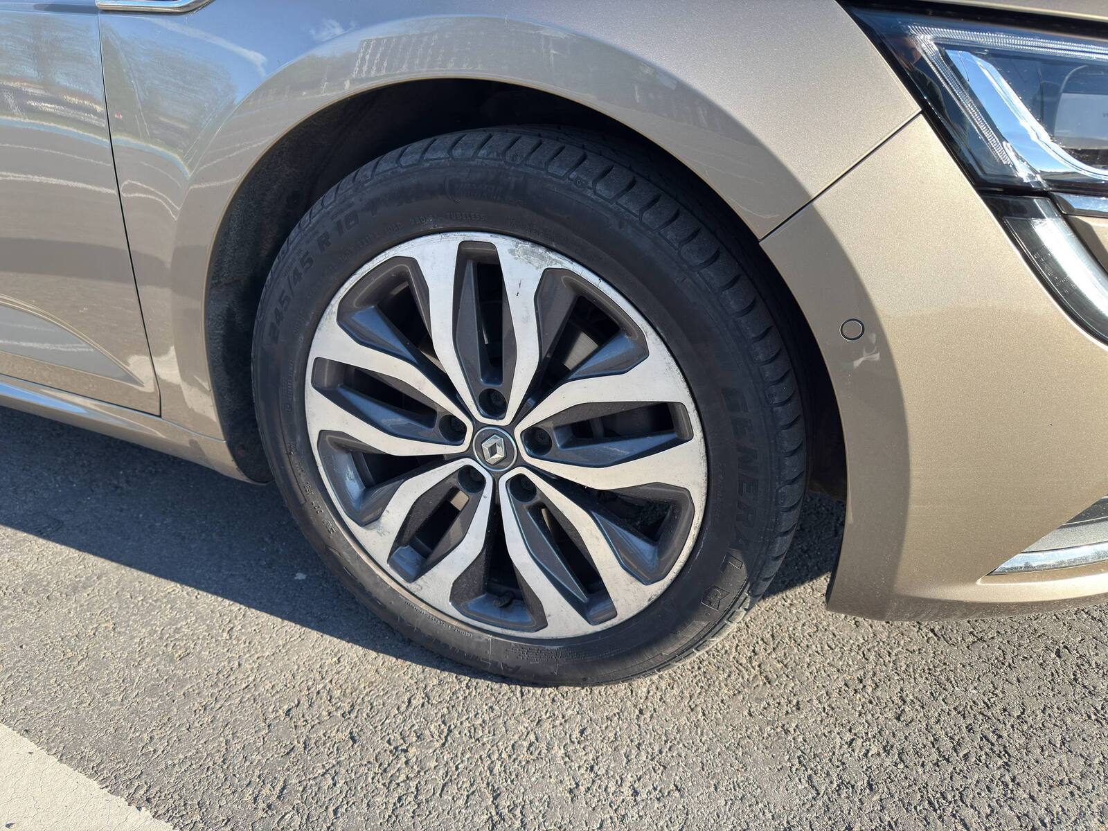 Renault Talisman Zen 2017, photo 6/10