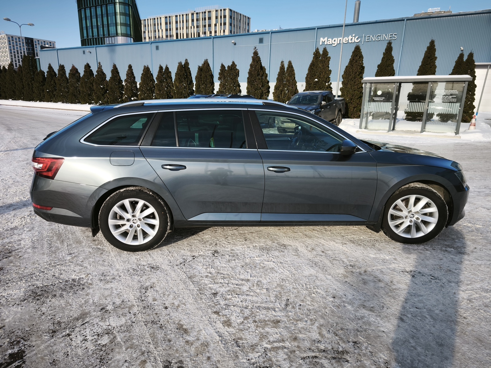 Škoda Superb 2016, photo 3/16