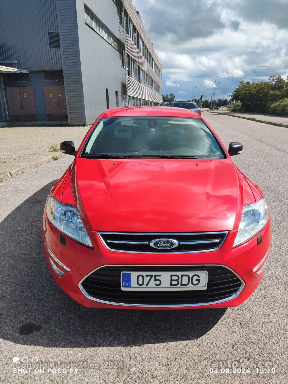 Ford Mondeo 2011, photo 2/2