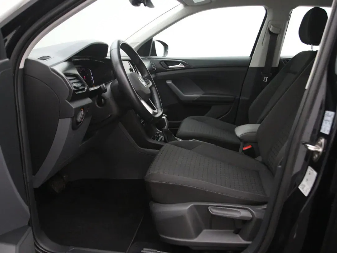 Volkswagen T-Cross Life 2021, photo 4/10