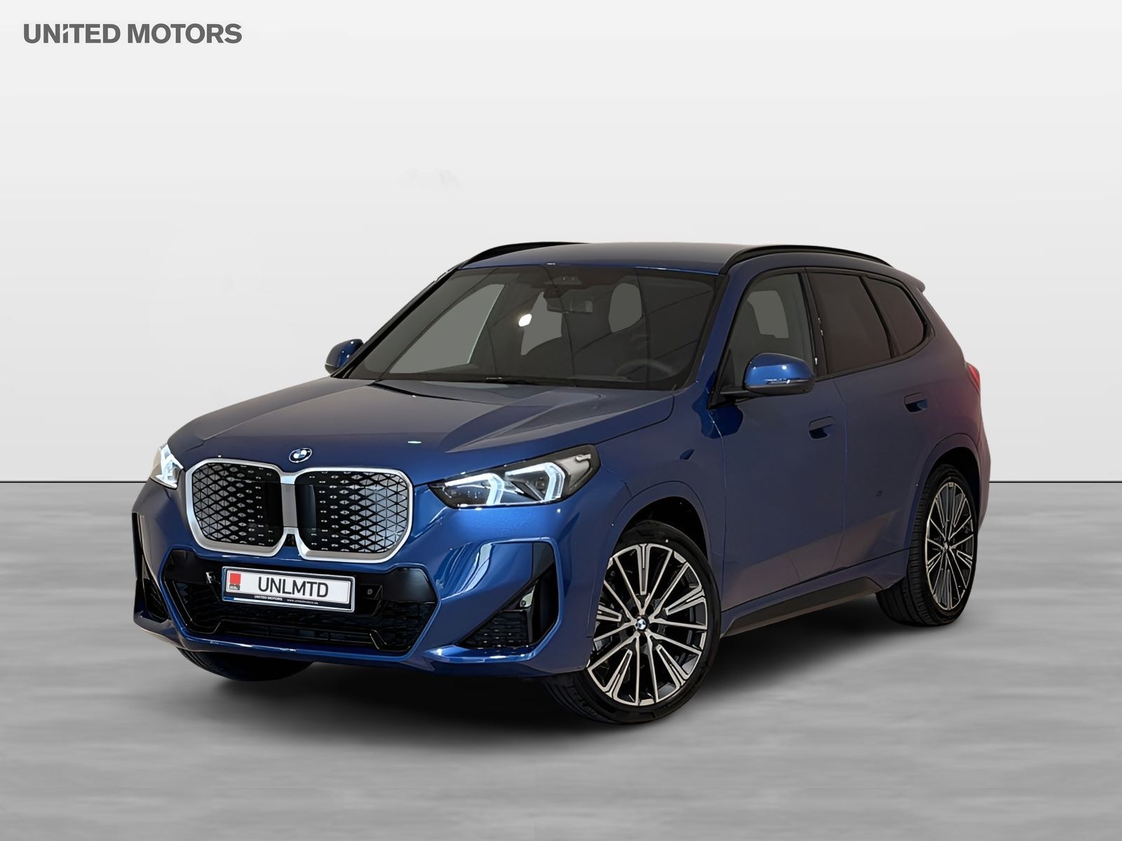 BMW iX1