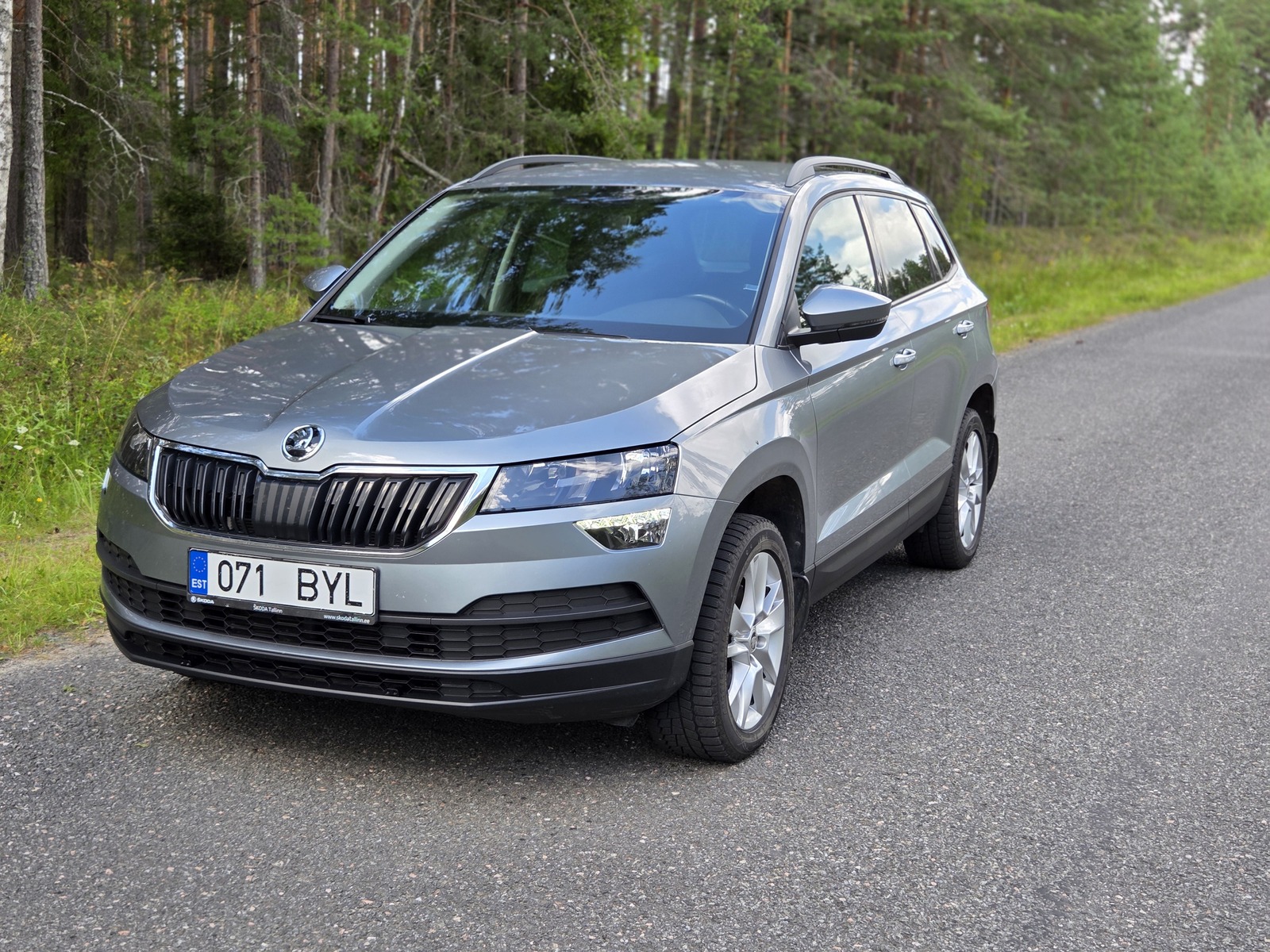 Škoda Karoq 2018, photo 2/10