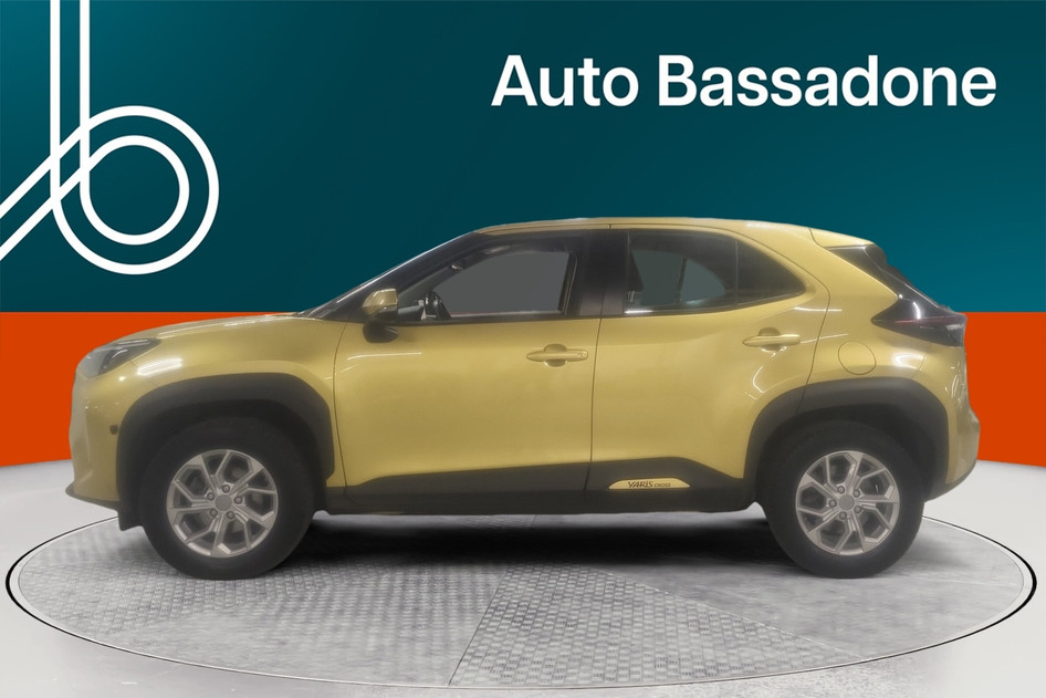 Toyota Yaris Cross, 2024, 1.5, 85 kW, hybrid (petrol/electric), automatic, front-wheel drive