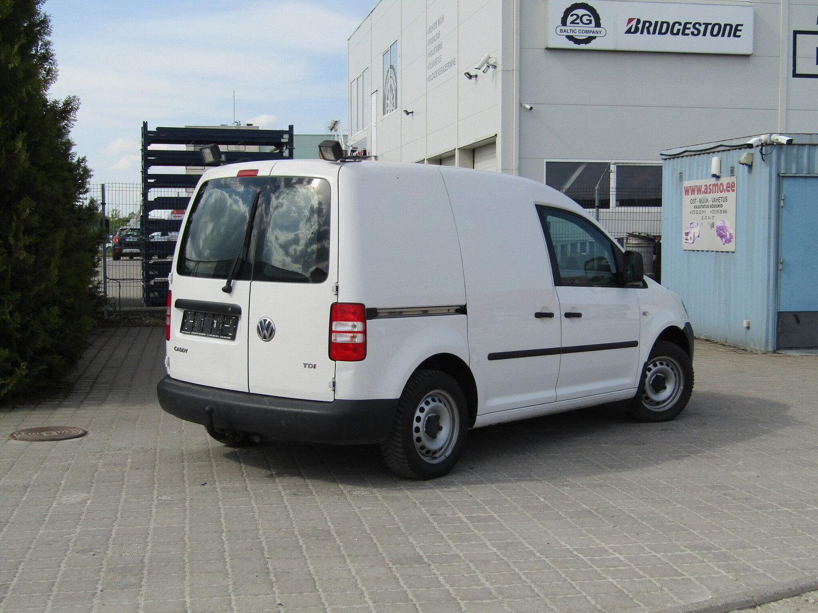 Volkswagen Caddy 2011, kuva 4/16