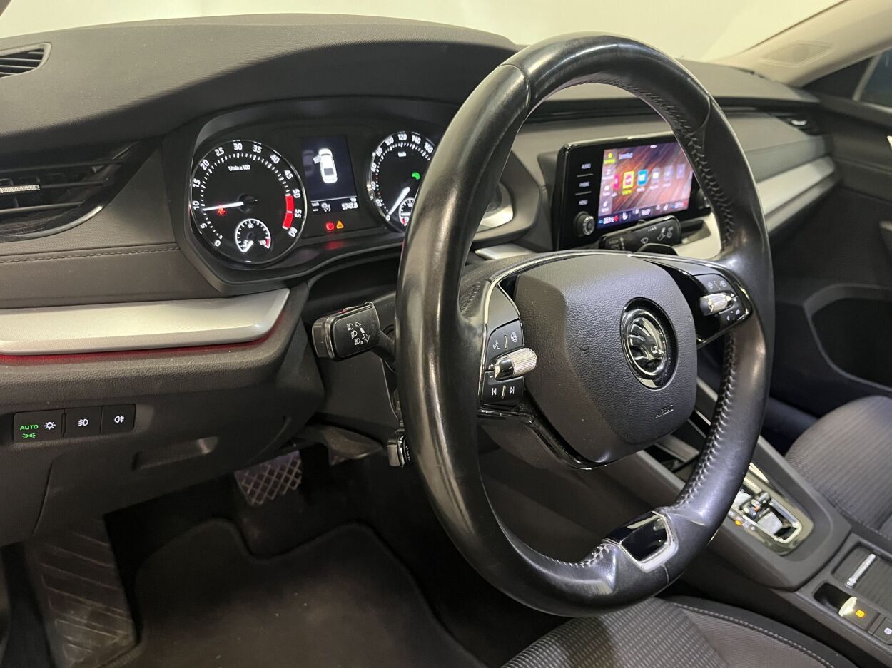 Škoda Octavia 2020, photo 7/27