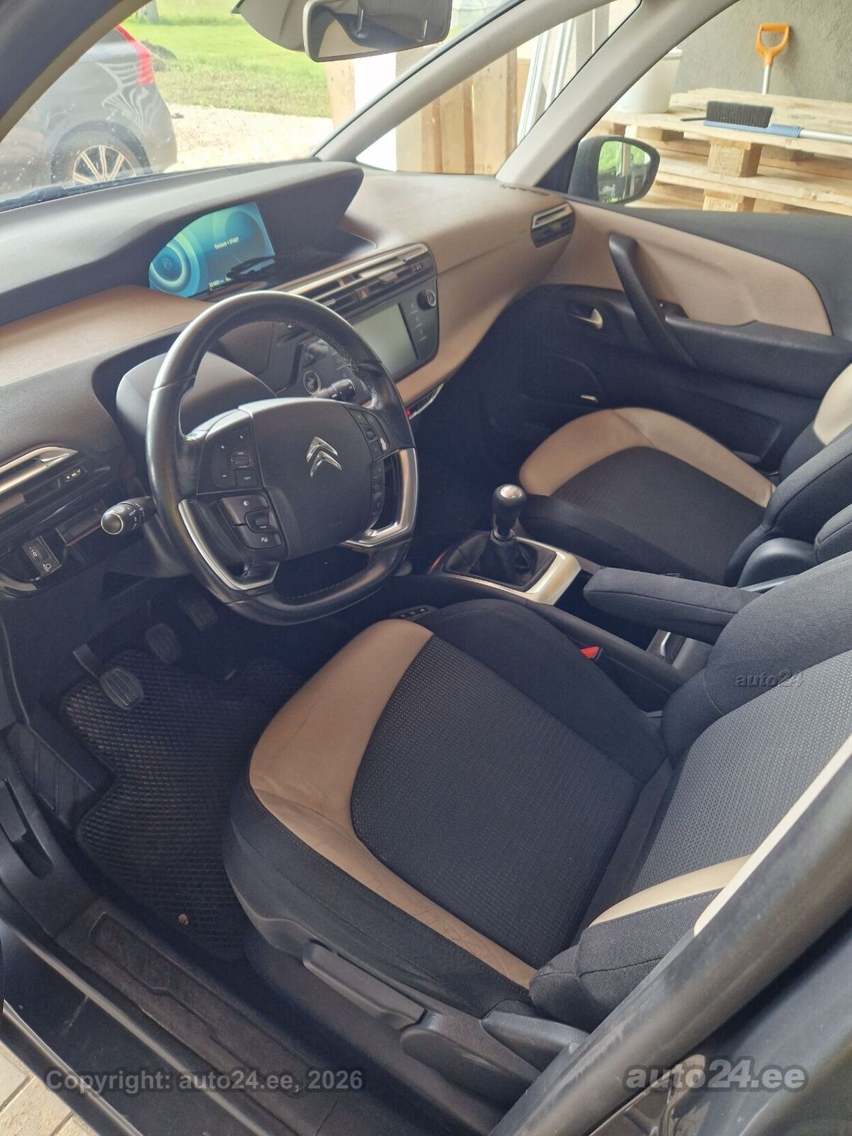 Citroën C4 Picasso 2015, photo 3/5
