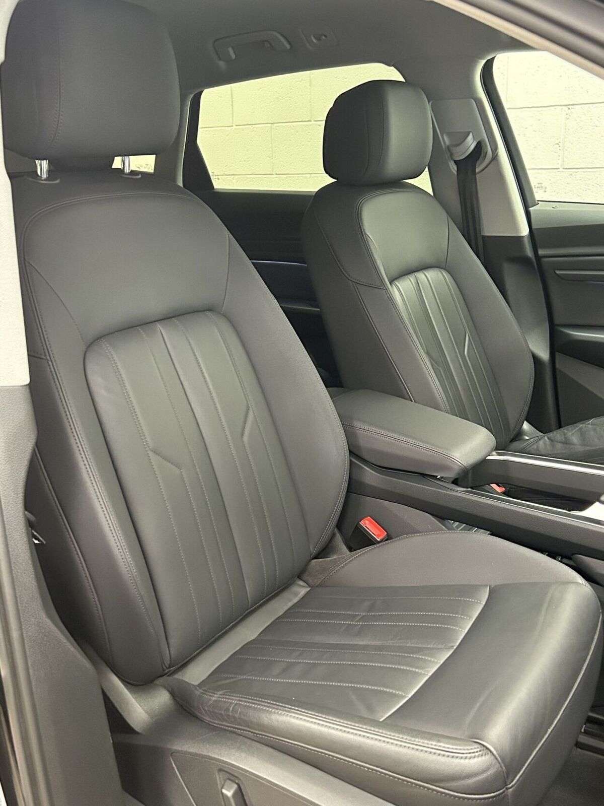 Audi e-tron 2020, kuva 6/13